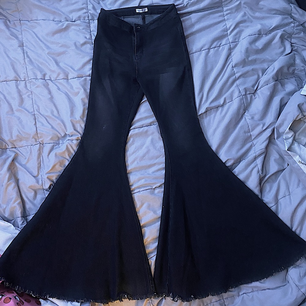 WOMENS EXTREME FLARE BLACK JEANS